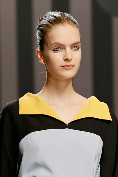 Look 65
